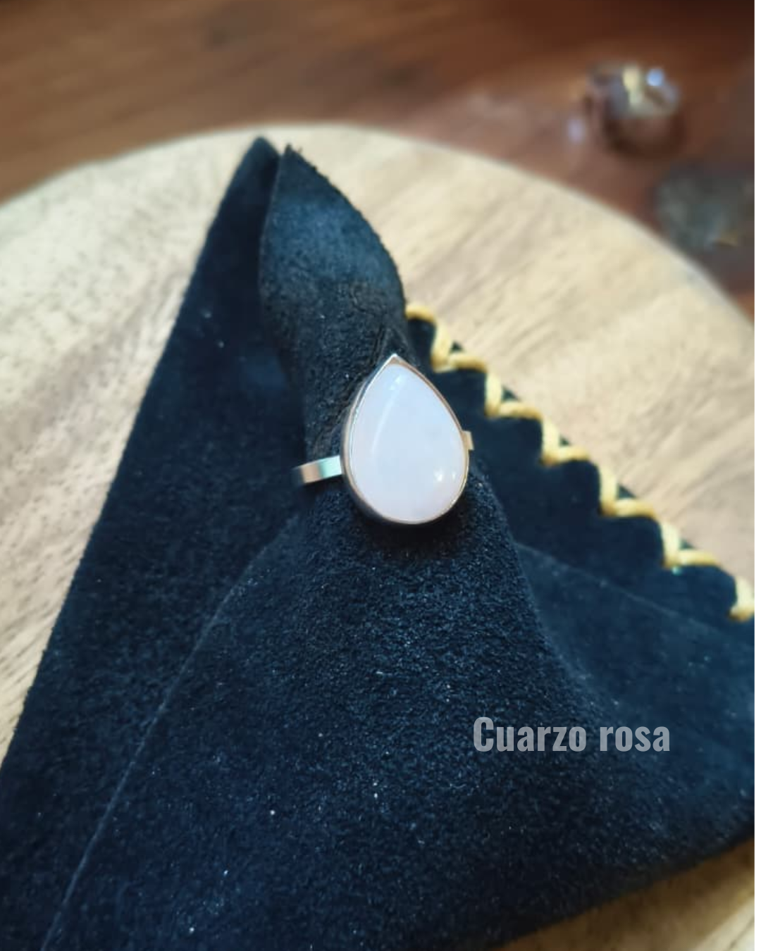 Anillo Gaia-Cuarzo rosa
