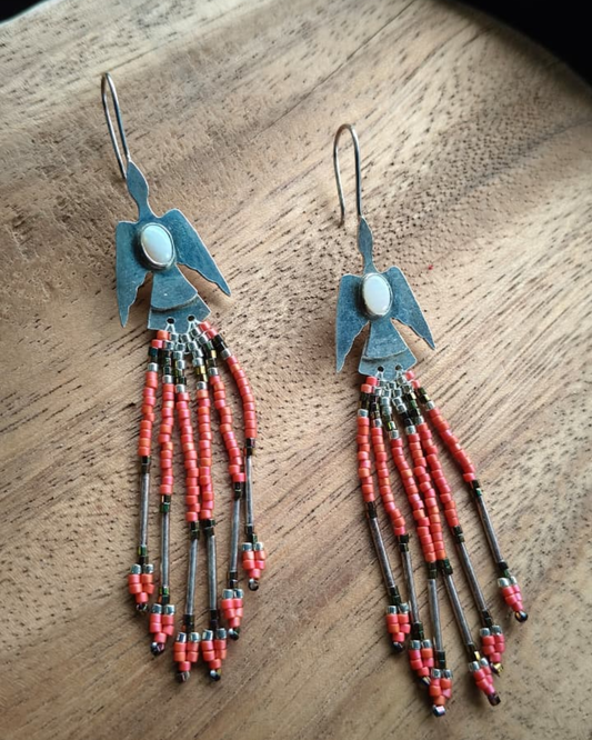 Aretes gaviota determinada