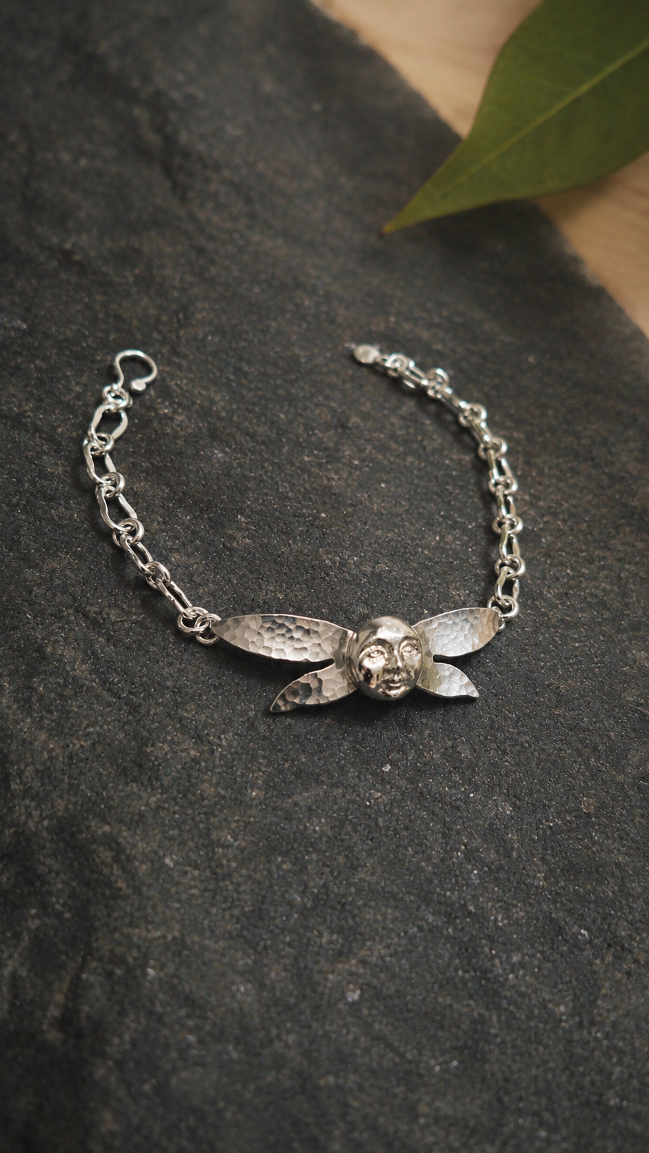 Pulsera guerrera mariposa